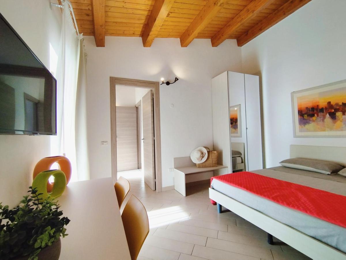 Alcamo Rooms Con Garage Privato Экстерьер фото