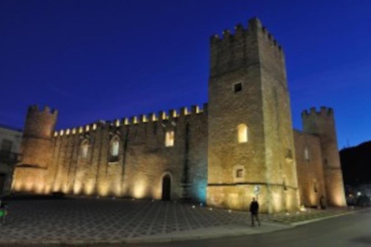 Alcamo Rooms Con Garage Privato Экстерьер фото
